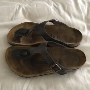 Birkenstocks-Gizeh style